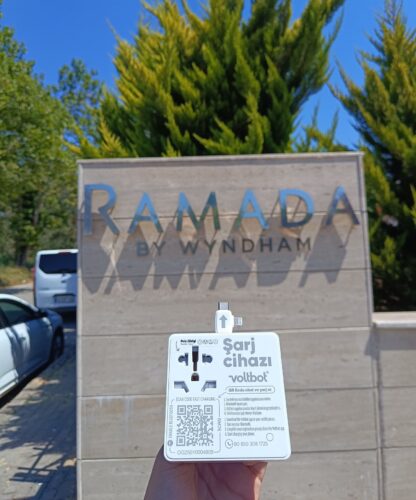 istanbul-is-yeri-sarj-adaptoru-3